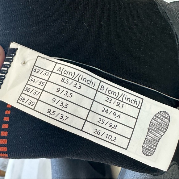 NWT Decathlon Subea Diving booties 5 mm neoprene black - Picture 3 of 7